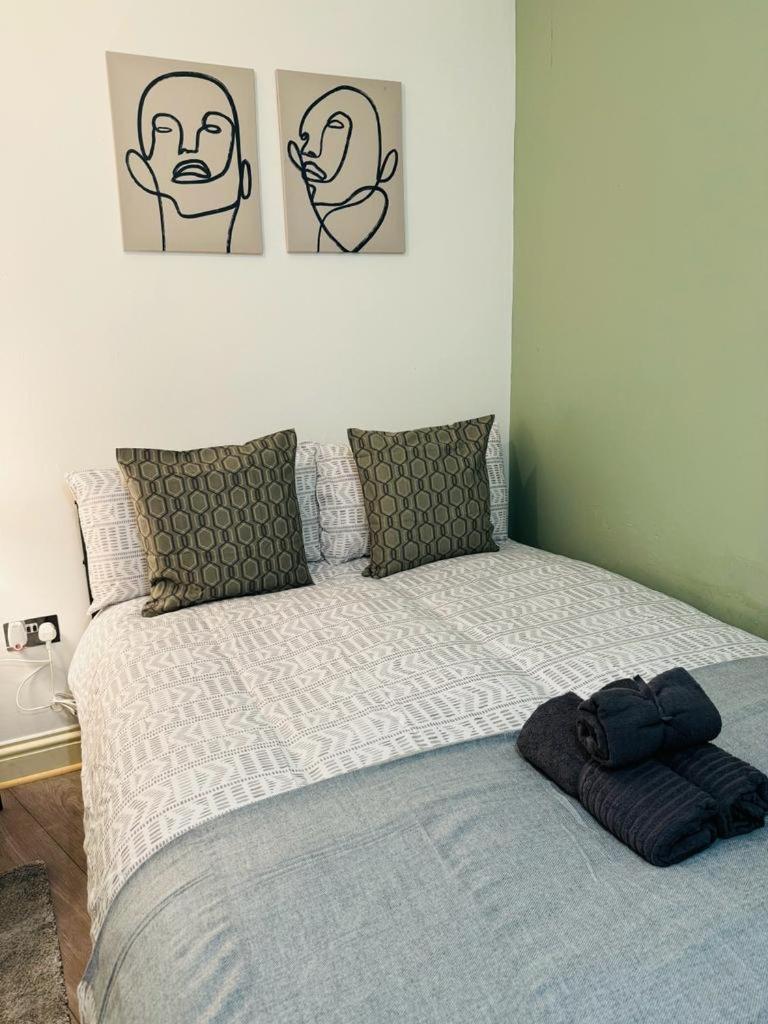 Willesden J Guest Home 4 Лондон Екстериор снимка