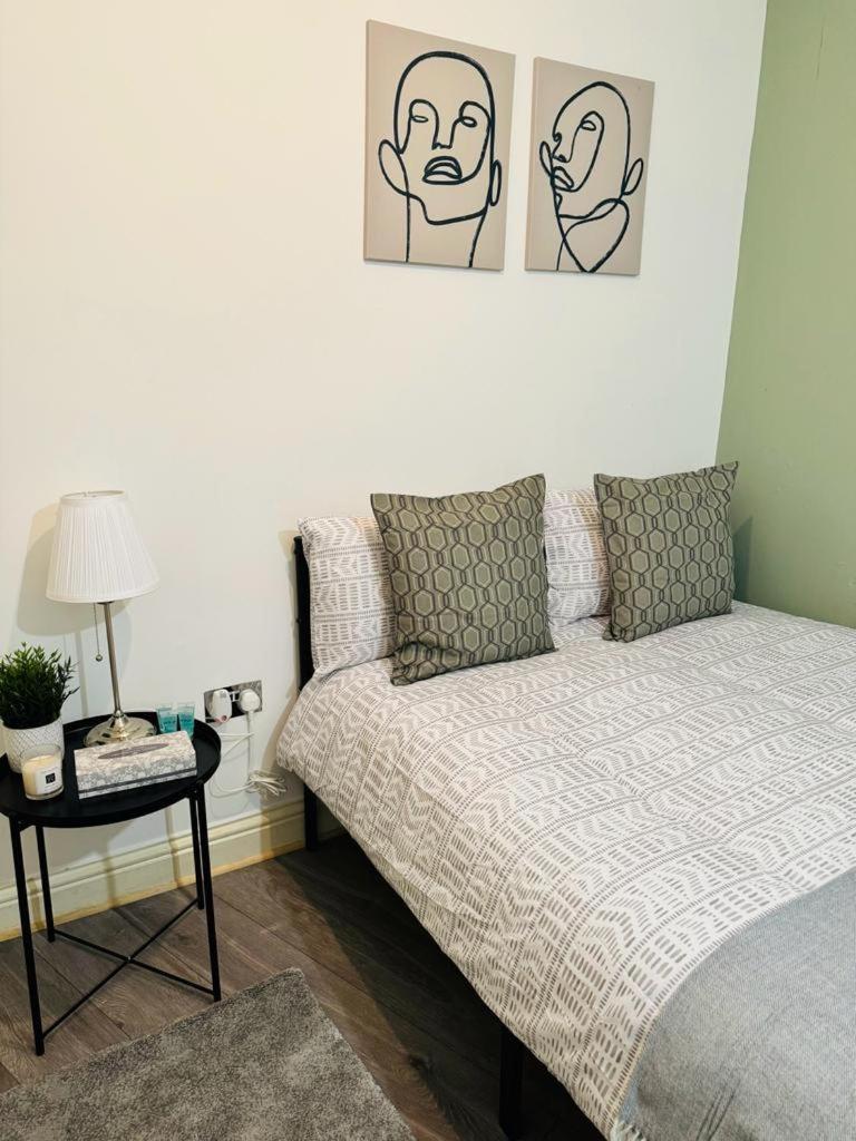Willesden J Guest Home 4 Лондон Екстериор снимка